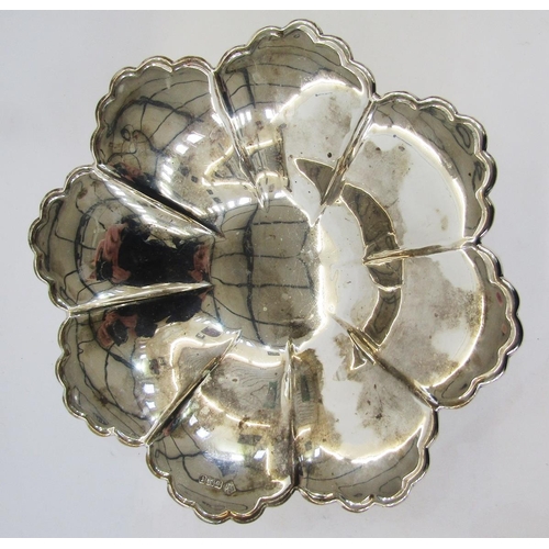 276 - Silver pedestal bowl, Sheffield 1932, William Lister & Sons, of petal form with scalloped edge on a ... 