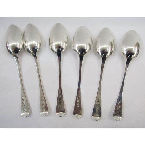 287 - Set of six silver George lV and William lV teaspoons, bright cut, engraved, London 1822, 1824 and 18... 