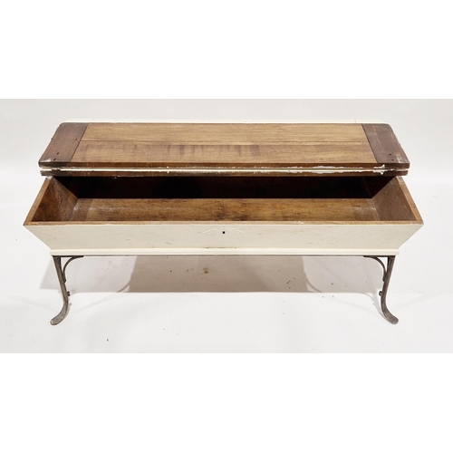 1093 - Mahogany box or coffee table in the manner of a dough bin, of tapering form with a lid hinged off ce... 