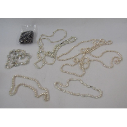 190 - Long string of modern variegated grey/purple cultured pearls, four mother of pearl and cultured pear... 