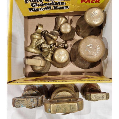 170A - Set of ten Avery graduating brass bell weights ranging from 7lb to 1/2oz (largest 14cm high) togethe... 