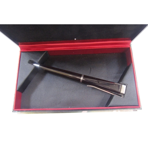 104 - Mont Blanc Franz Kafka limited edition ballpoint pen, no.12970/16500, the cap with silver fittings a... 