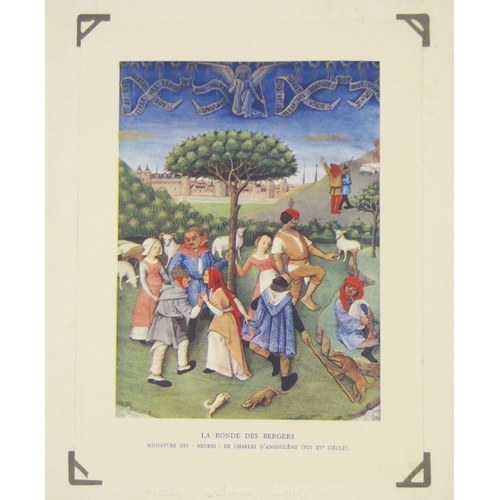 82 - Quantity of postcards including PHQ cards 1980 and later, in albums, topographical scenes of London,... 