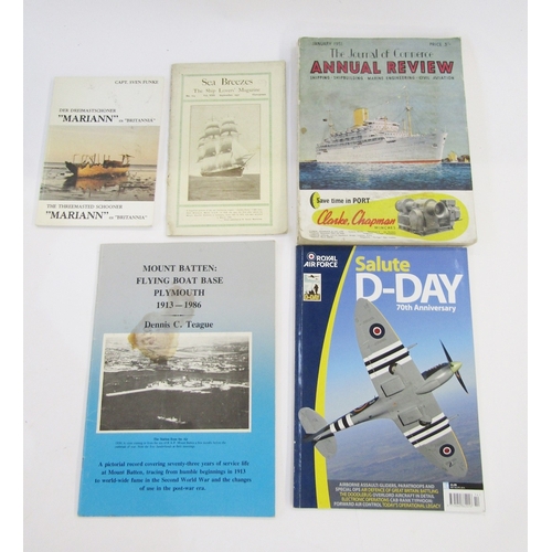 86 - Quantity of early 20th century and later photographs and prints relating to ships at sea to include ... 