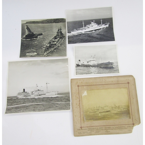 86 - Quantity of early 20th century and later photographs and prints relating to ships at sea to include ... 