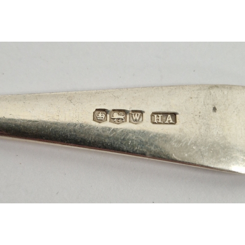 323 - George V set of silver silver tea spoons, golf clubs and ball motif to the handle, hallmarked Sheffi... 