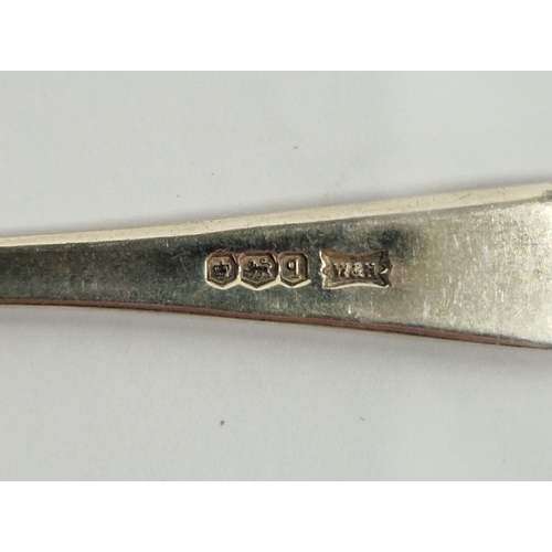 323 - George V set of silver silver tea spoons, golf clubs and ball motif to the handle, hallmarked Sheffi... 