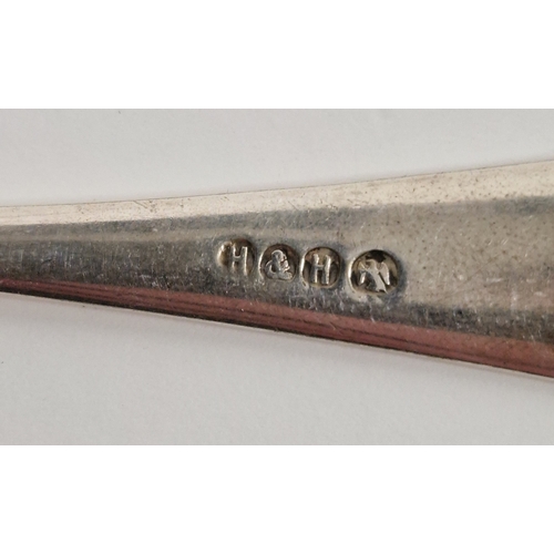 325 - Italian silver teaspoon, stamped 800 76/PD, 0.25 ozt, together with five French silver-plated desser... 