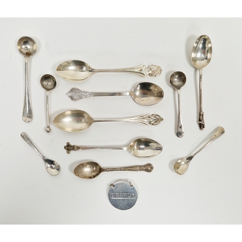 326 - Group of silver teaspoons, including: a late Victorian trefoil Britannia silver teaspoon, hallmarked... 