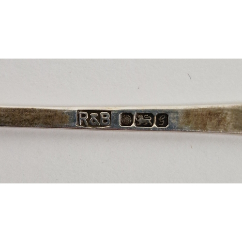 326 - Group of silver teaspoons, including: a late Victorian trefoil Britannia silver teaspoon, hallmarked... 