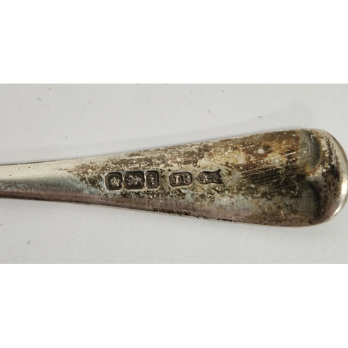 351 - Cased Late Victorian set of six silver teaspoons and sugar tongs, Sheffield, 1901, makers marks for ... 