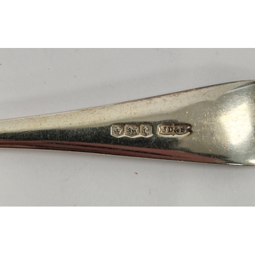 351 - Cased Late Victorian set of six silver teaspoons and sugar tongs, Sheffield, 1901, makers marks for ... 