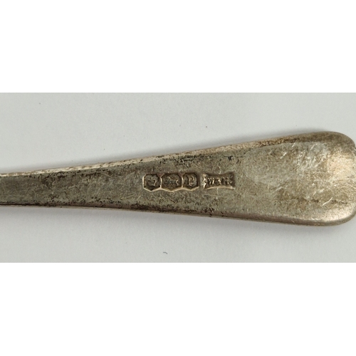 353 - Five silver golfing teaspoons, Sheffield, 1932, Walker & Hall, 2.2.33 ozt & two initialled teaspoons... 