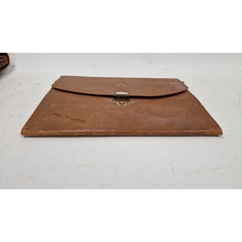 146 - Early to mid 20th century Lansdowne Luggage brown leather satchel, 41cm wide, Walter Jones brown lea... 