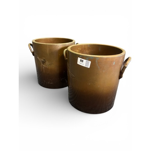 89 - Pair of Japanese Bronze Hibachi- Sand Buckets, Meiji Period, Excellent Condition - 26cm x 29cm