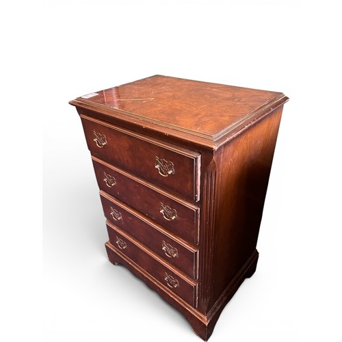 246 - Small Dark Mahogany Chest of Drawers (Surface Scratch to Top) - 76 cm x 54 cm x 38 cm
