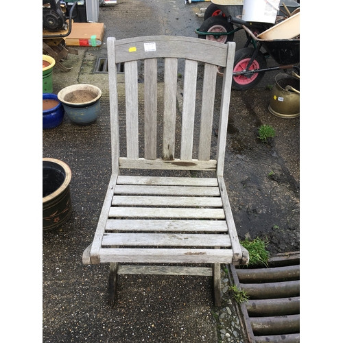 161A - Folding wooden garden chair