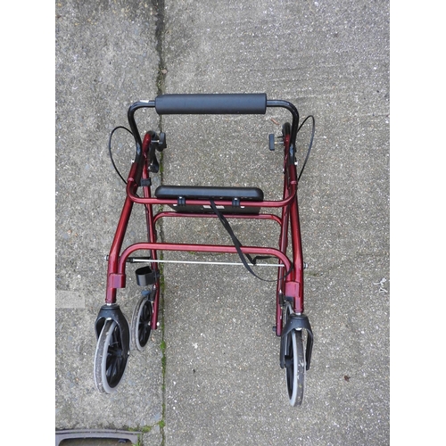 122 - Mobility walker