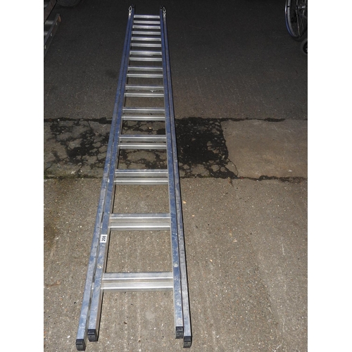 208 - Extending aluminium ladders