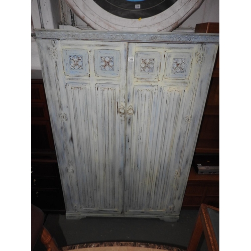 359 - Painted shabby chic two door wardrobe with linen fold design - 48x 22x 73