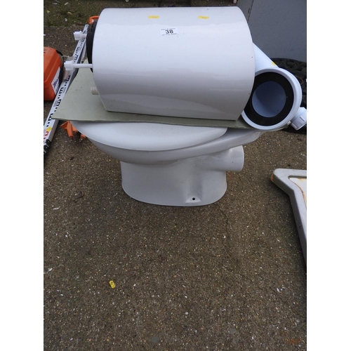 38 - Toilet with cistern