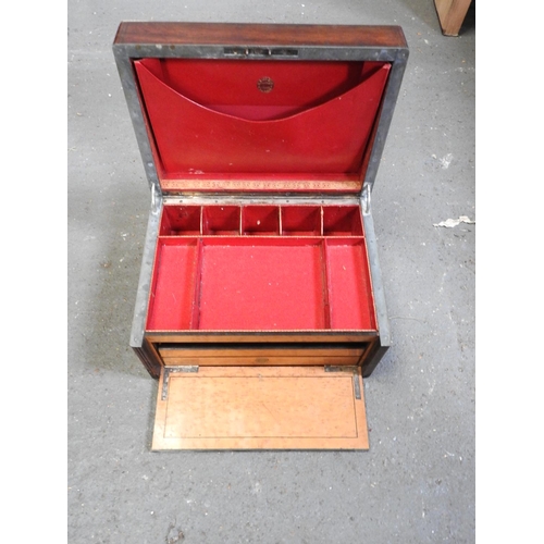 439 - Rosewood jewellery box A/F