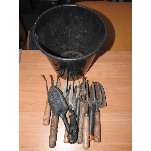 442 - Plastic bucket and contents - garden tools