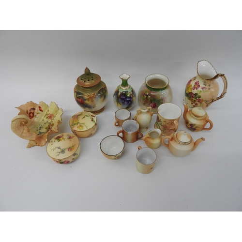 759 - Quantity of Royal Worcester porcelain