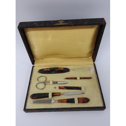 766 - Cased manicure set