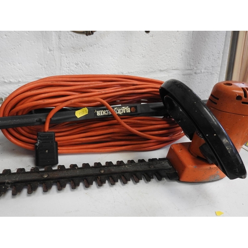 355 - Electric hedge trimmer