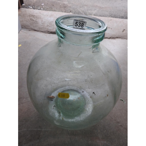 538 - Glass carboy