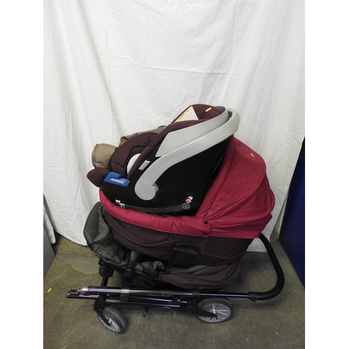 583 - Carry cot, car seat etc