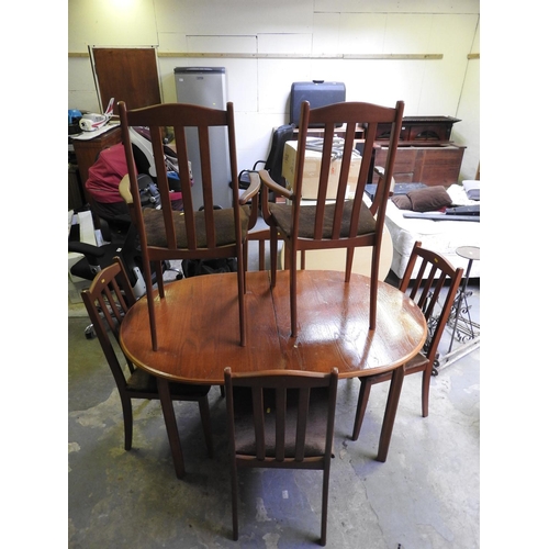 586 - Dining table and chairs