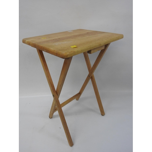 657 - Light wood folding table