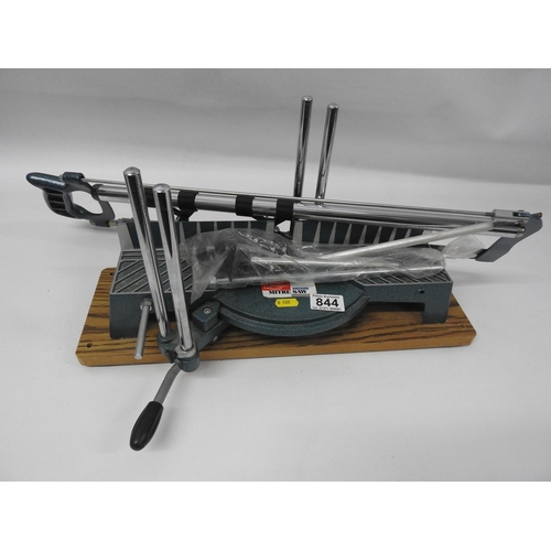 844 - New mitre saw