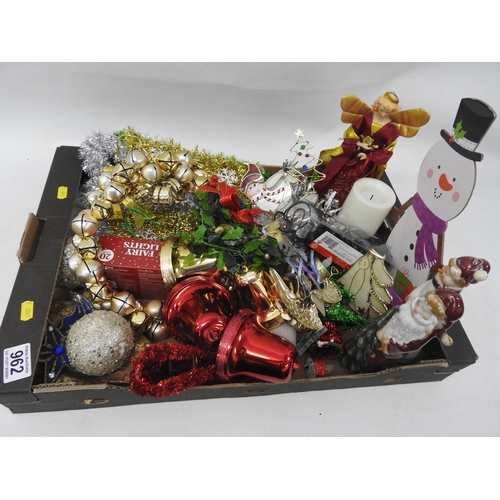 962 - Box of Christmas decorations