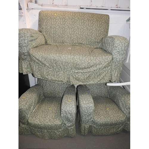 407 - Three piece suite with green loose covers