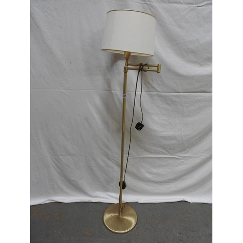 267 - Modern floor lamp - seen working