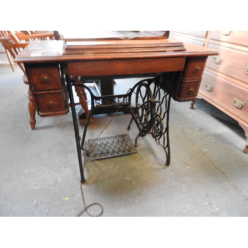 40 - Singer Treadle sewing machine