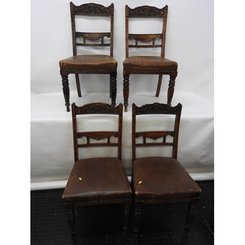 424 - 4x Edwardian Walnut dining chairs with carved detail