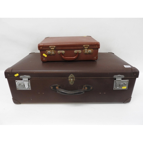 470 - 2x vintage suitcases