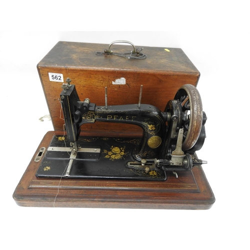 562 - Pfaff German wood cased sewing machine - 12K type - circa 1910