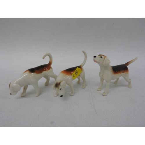 647 - 3x Beswick Hounds