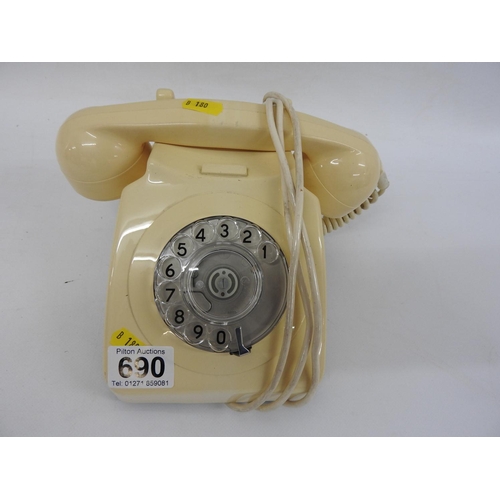 690 - Old telephone