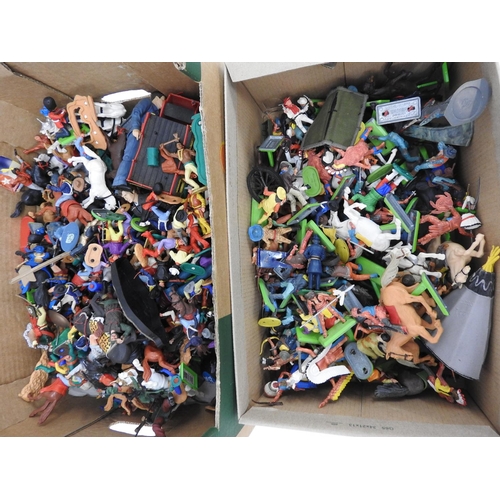 720 - 2x boxes of Britain's and other figures