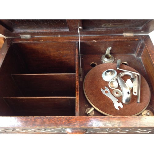 379 - Gramophone in Oak cabinet - A/F - 29x 19x 33