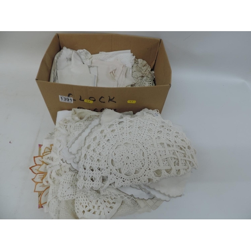 1391 - Box of Linen, Lace etc