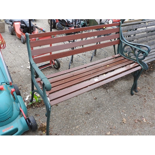 38 - Metal end garden bench