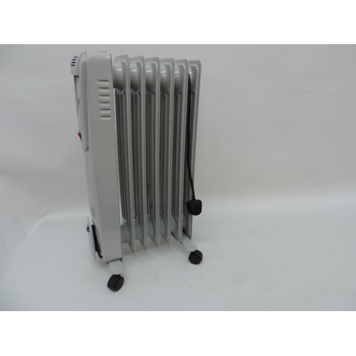 859 - Oil filled radiator