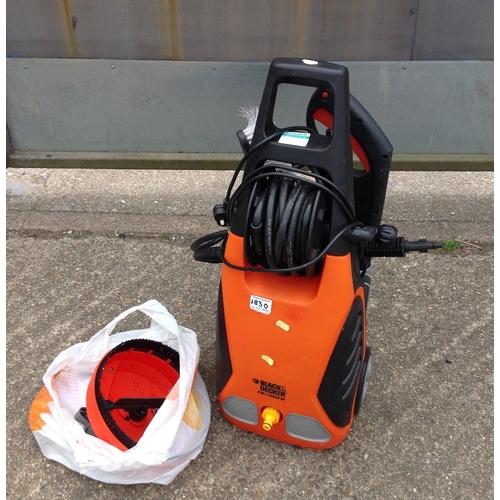 183O - Black & Decker Pressure Washer